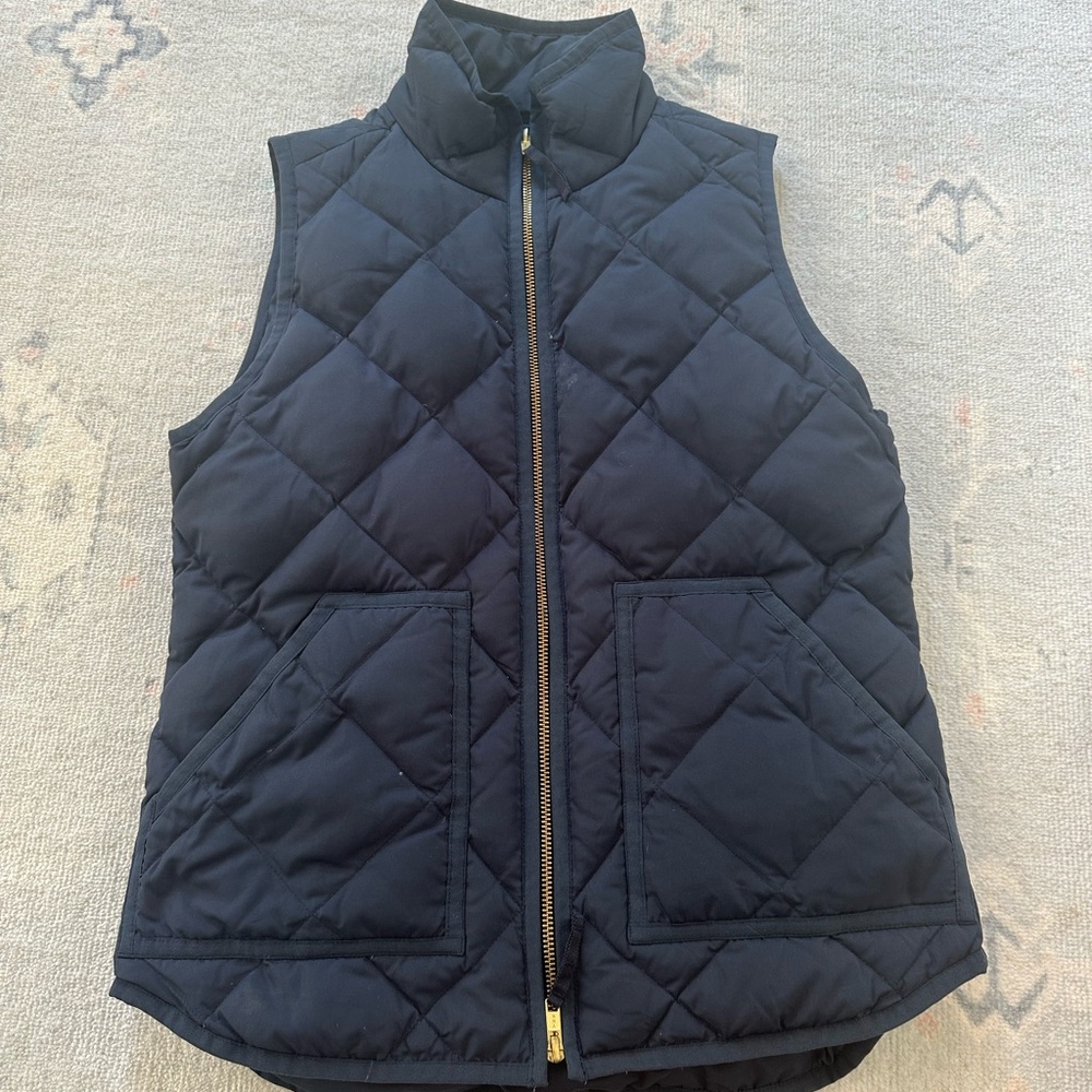 J crew factory quilted navy blue puffer vest